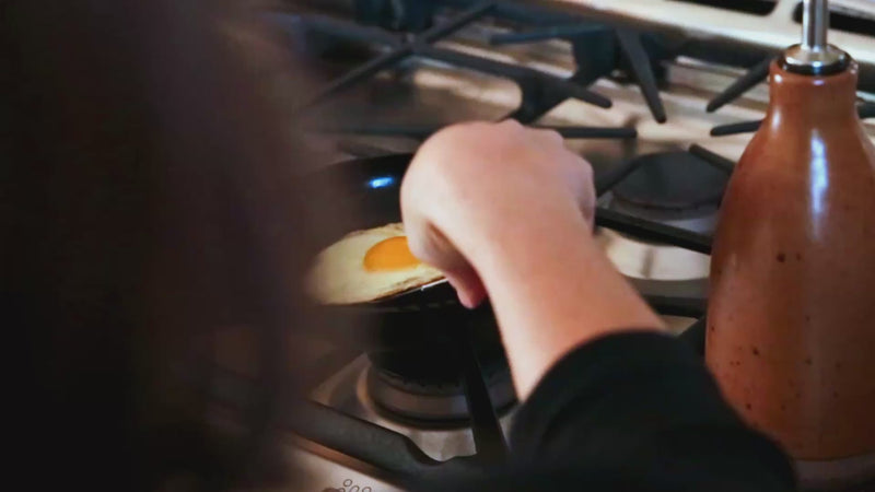 Video of a fried egg cooking in a Field Skillet
